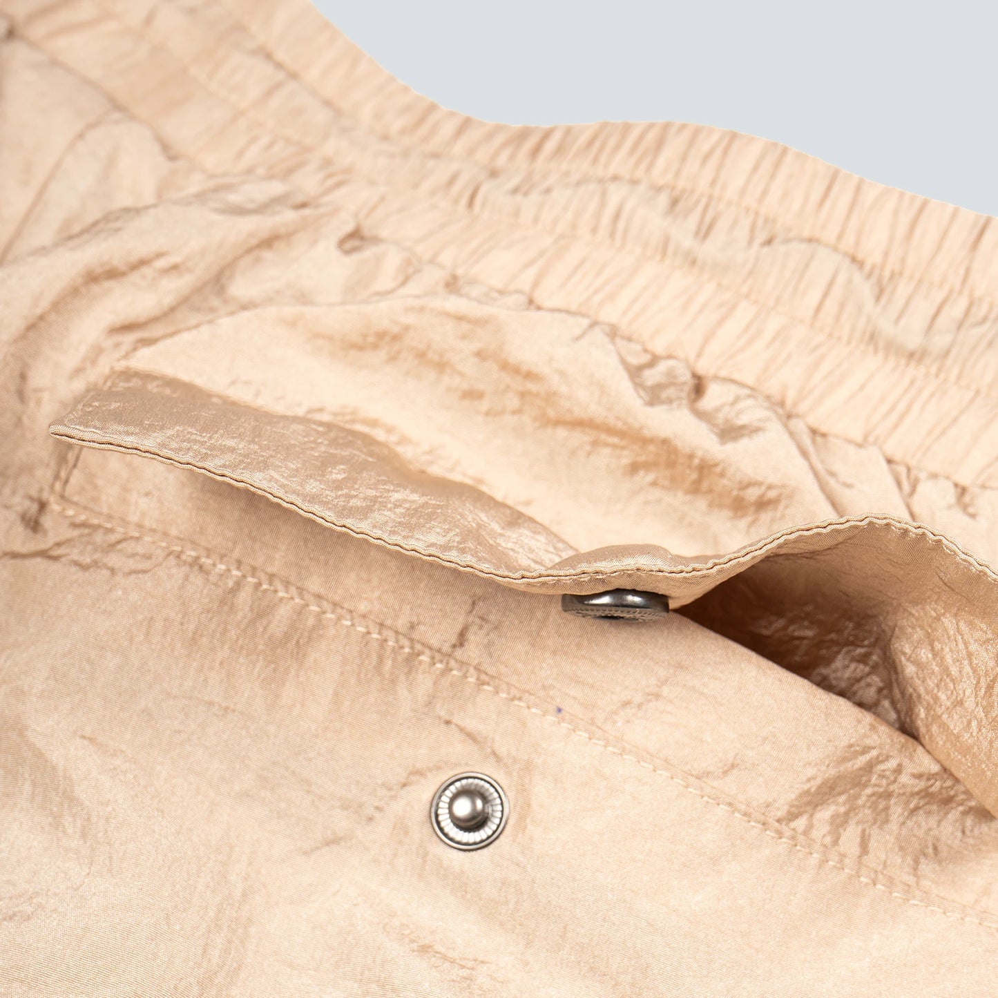 Crinkle Shine Tech Short [GOLD]